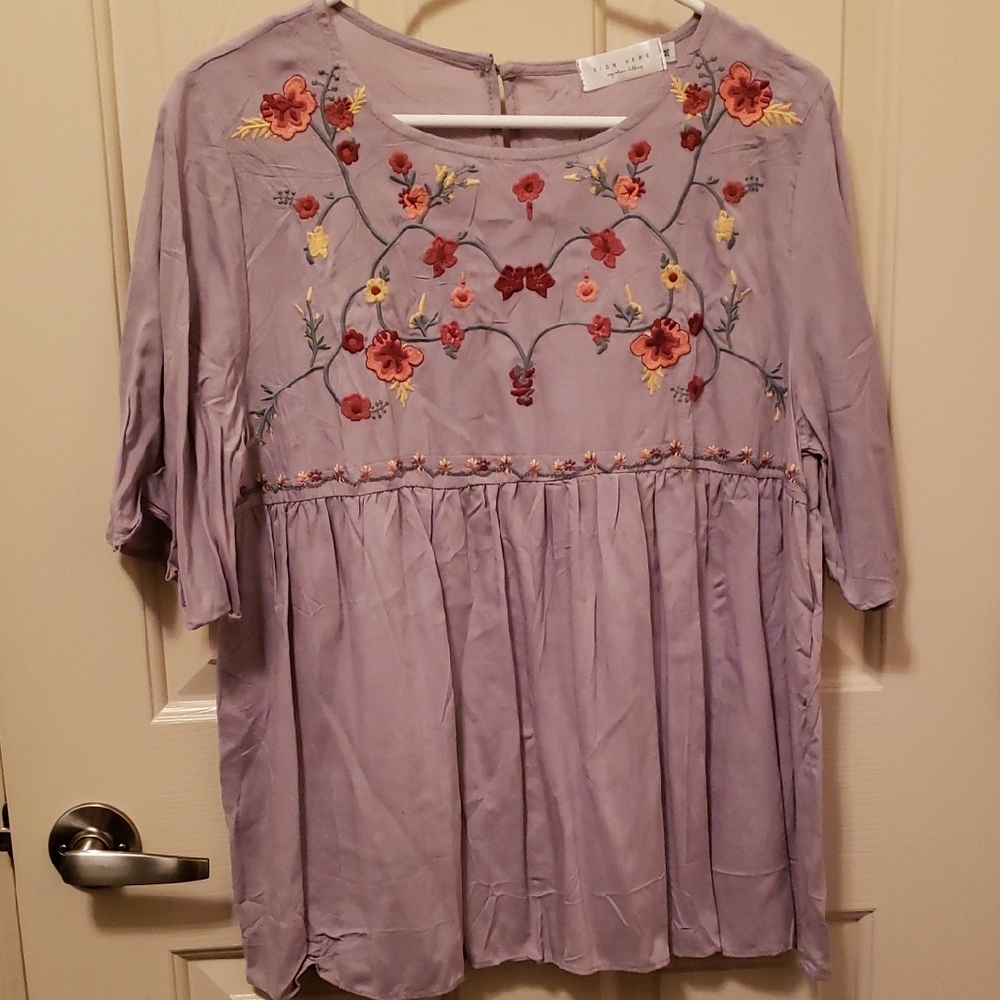 Silver / Gray Floral Embroidered Women's Blouse